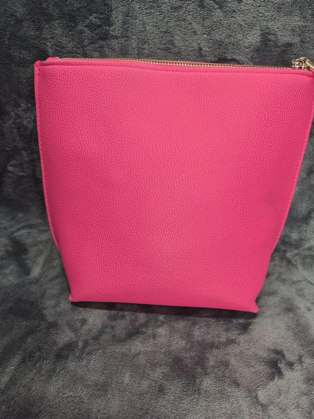 ALICE WHEELER LONDON BRIGHT PINK LEATHER LOOK CLUTCH MAKE UP TRAVEL  HANDBAG